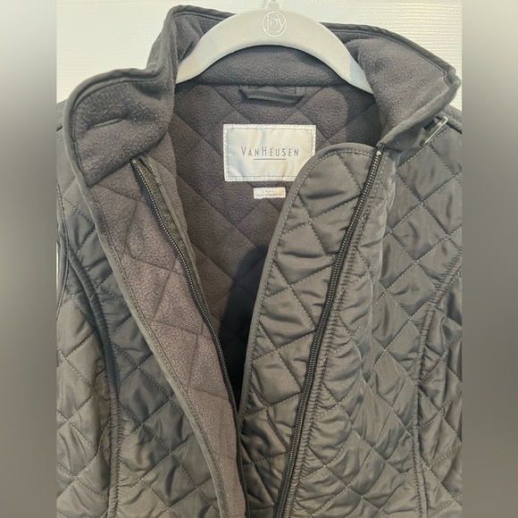 Van Heusen Charcoal Grey Quilted Vest - Picture 3 of 4